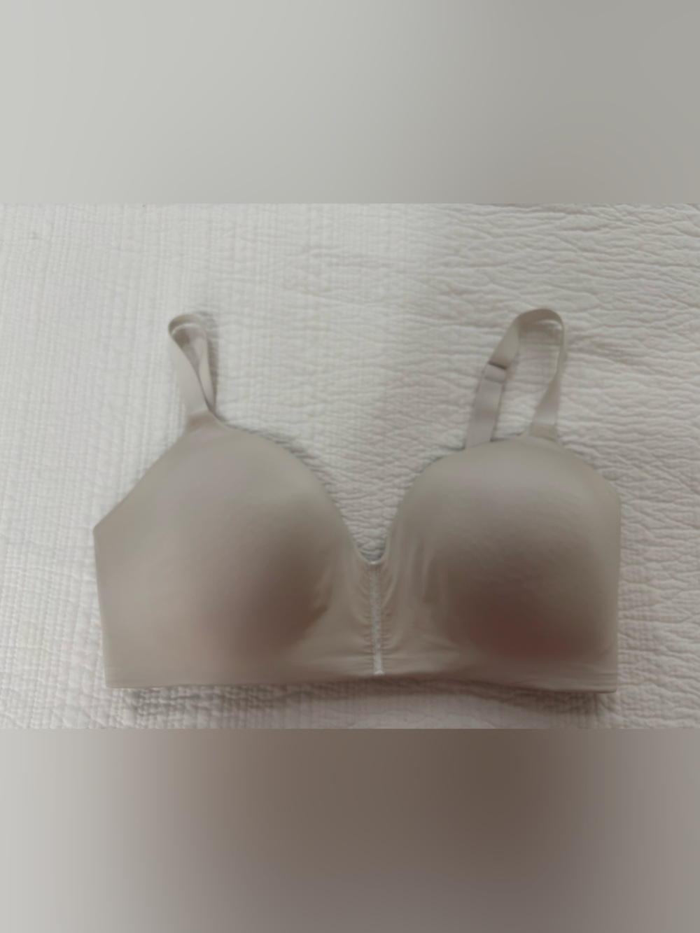 Maidenform One
Fabulous Fit 2.0 Tailored
Wireless T-Shirt Bra DM7546 Light Beige